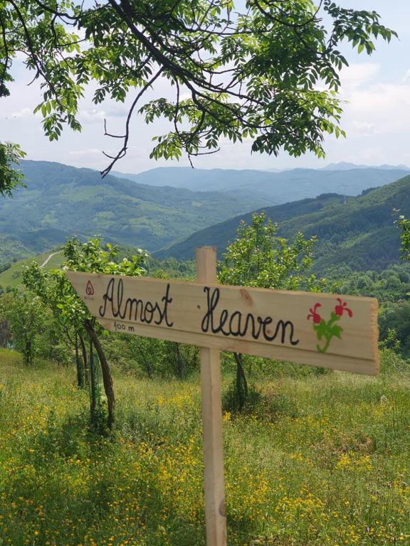 Almost Heaven - cabană cu vedere în Apuseni