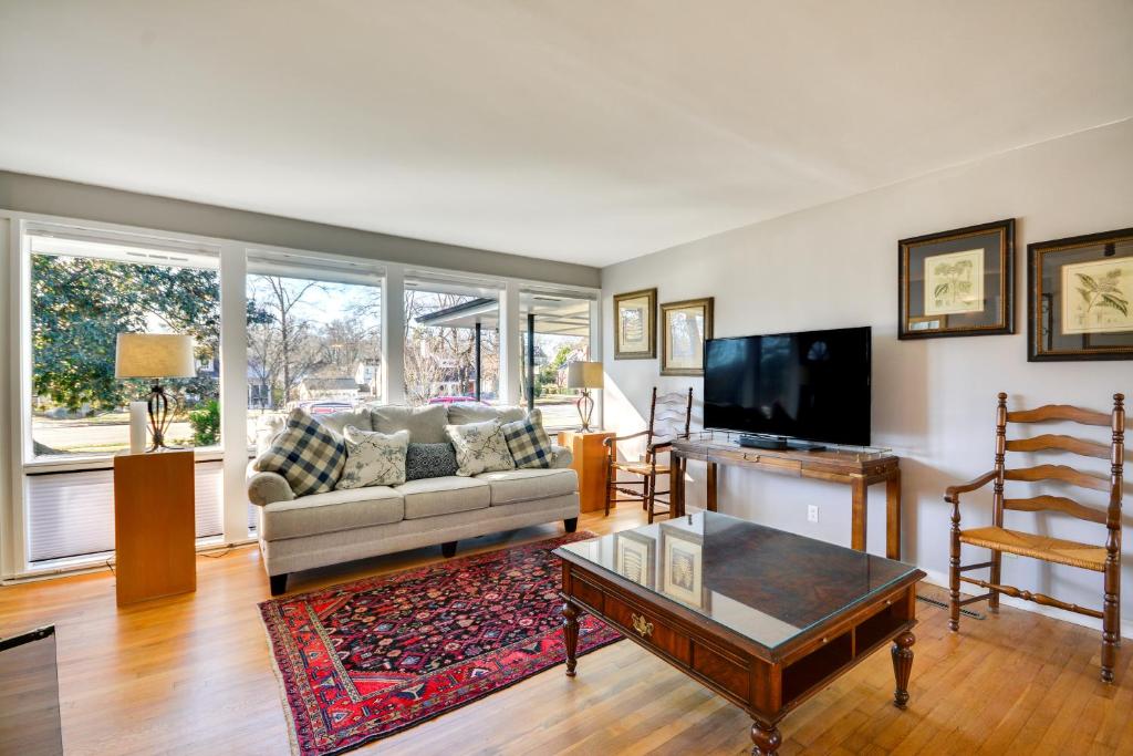 Laptop-Friendly Greensboro Home with Fireplace!
