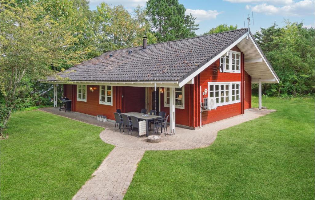 Beautiful Home In Kalundborg With Sauna, Wifi And 5 Bedrooms