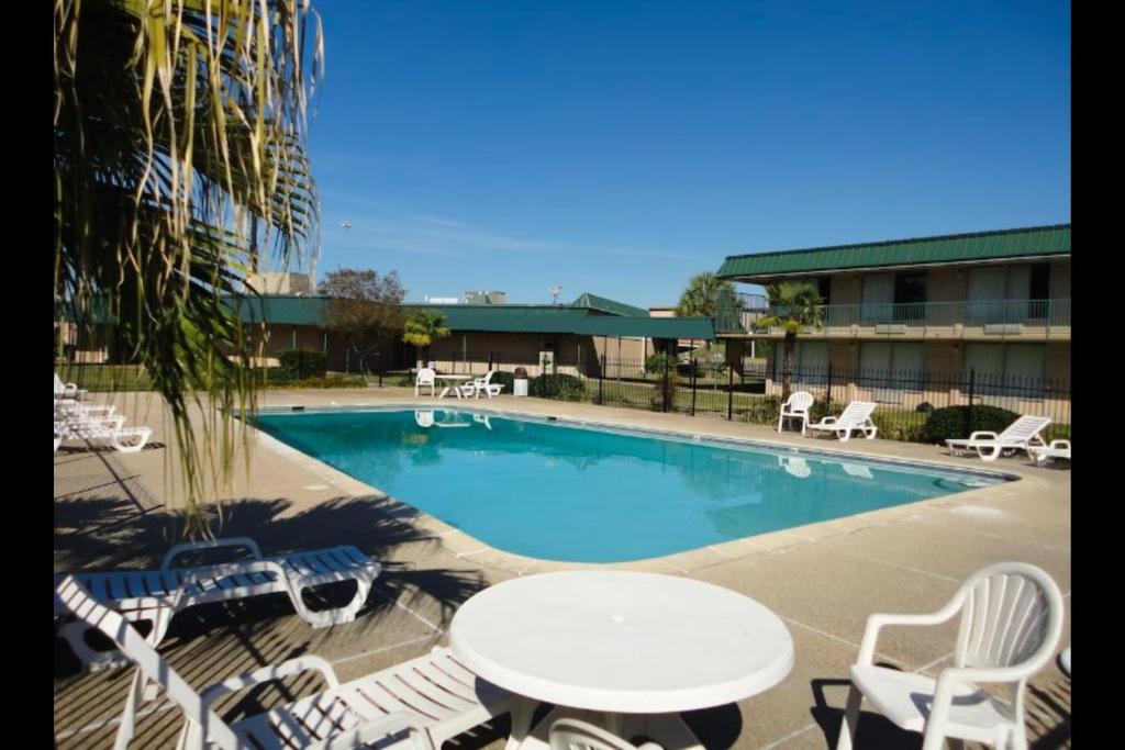 OYO Hotel Audubon Baton Rouge Port Allen I-10